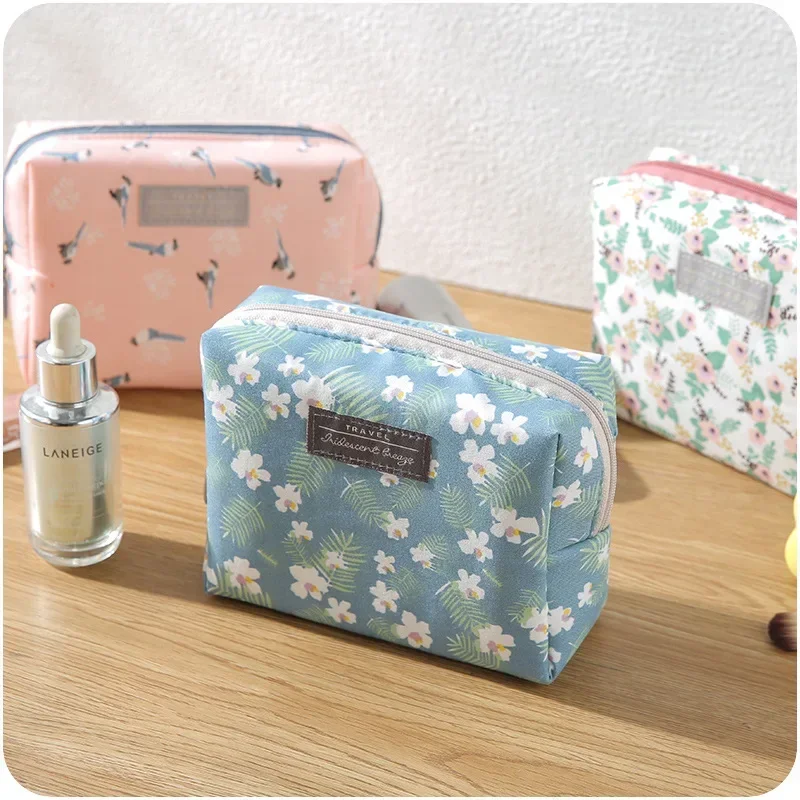 Portable Cosmetic Storage Bag Mini Cute Waterproof Wash Bag Makeup Bag Multifunction Home Travel Toiletry Beauty Case Organizer