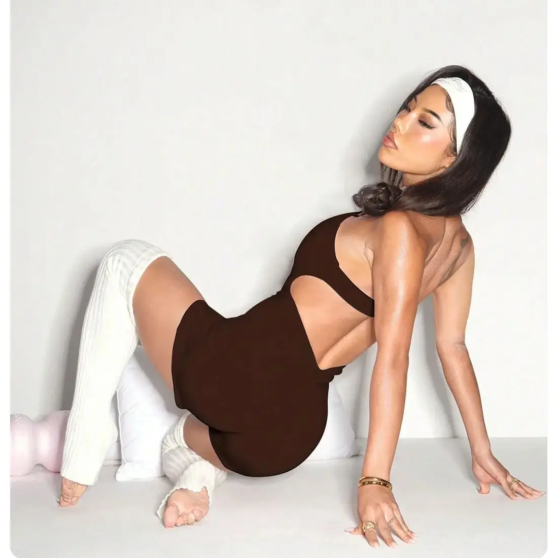 

Женский сексуальный комбинезон с вырезами на спине, без рукавов, облегающий, короткий, для йоги, тренировок, активного отдыха, повседневной носки, уличной моды, стильный наряд