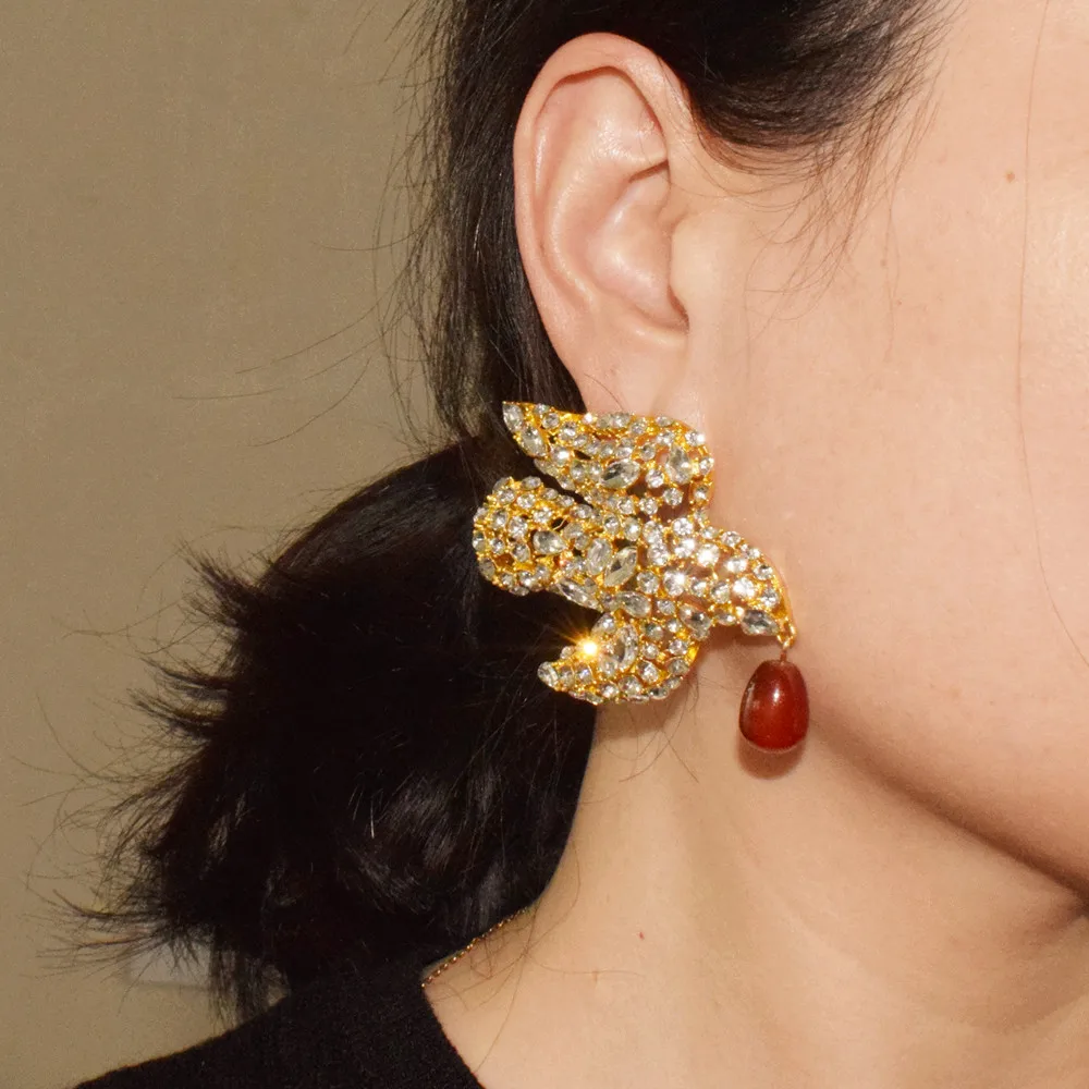 Vintage glänzende Strass-Tauben-Ohrhänger für Damen, modischer Schmuck, wunderschönes Statement-Accessoire für Partykleider