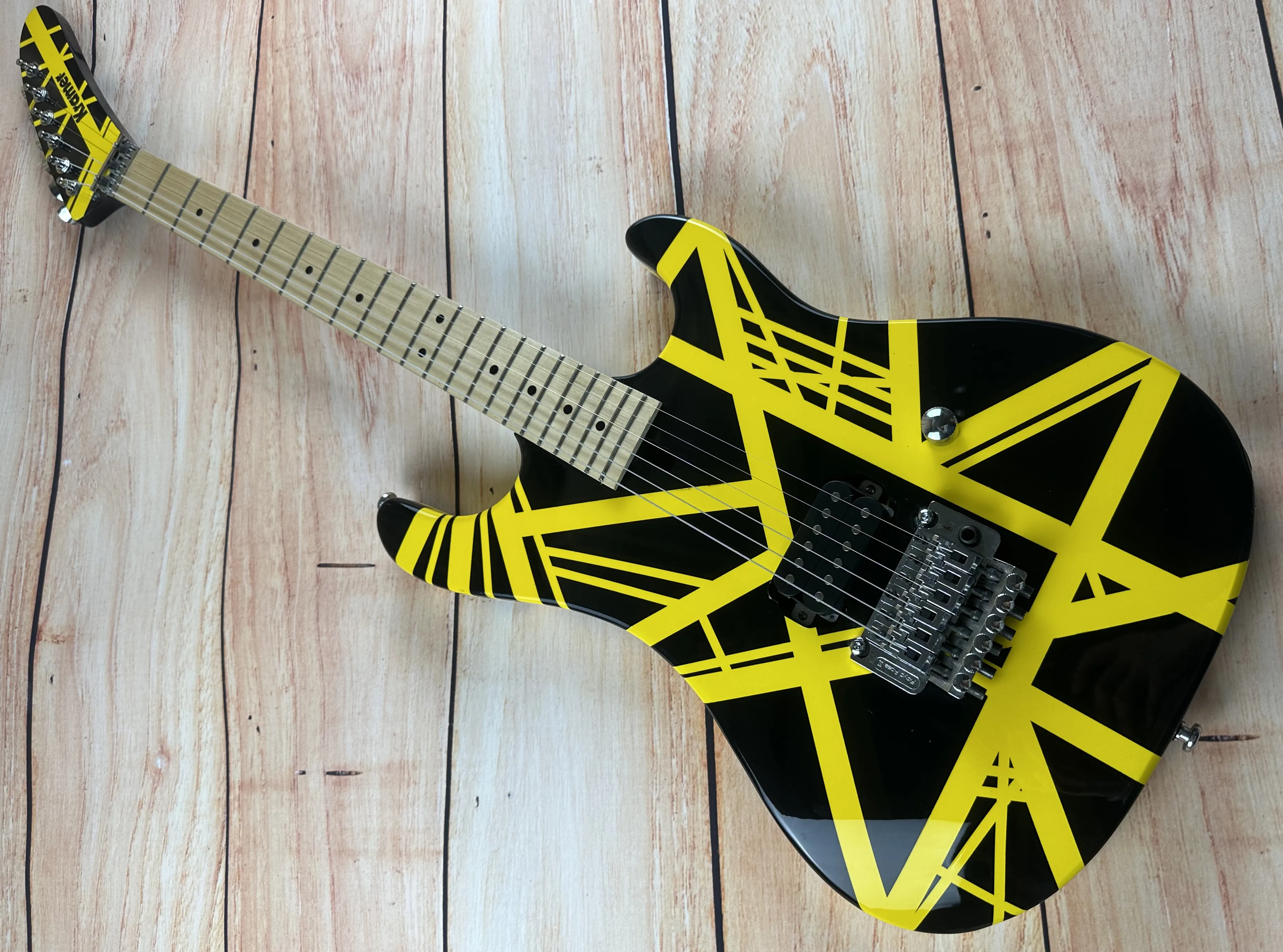 5150 electric guitar, classic withered leaf color with black and yellow stripes, handmade, alder body, Canadian maple sandwich n