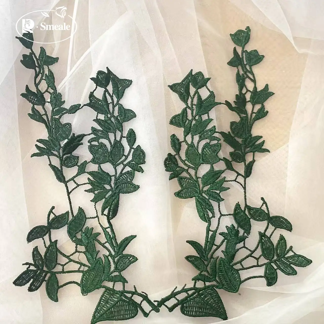 Vines Flowers and Leaves Mirror Patchs,Children\'s Clothing Dress Lace Applique.Handmade DIY Lace Clothing Accessories RS252133
