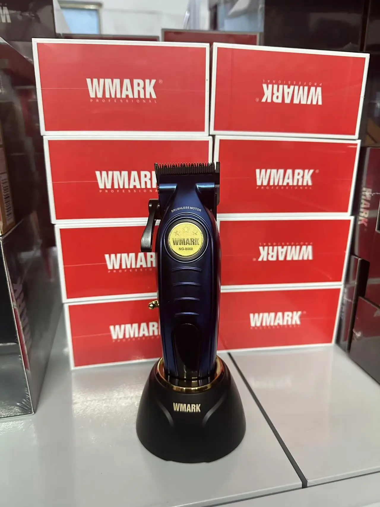 WMARK new brushless motor NG-8060with charging base hair salon special electric clippers