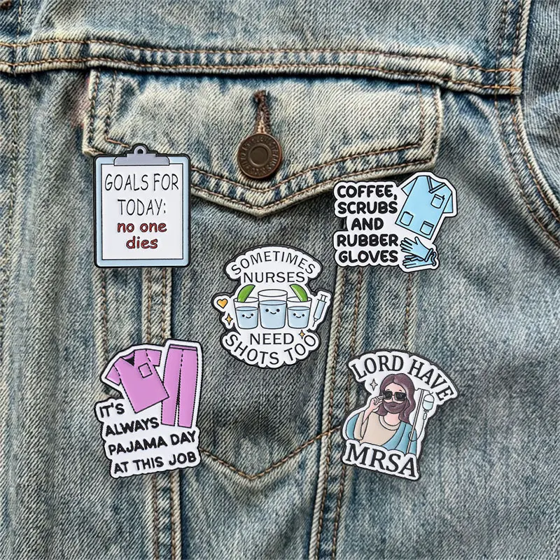 Medical Humor Enamel Pins Registered Nurse Quote Brooches Pink Blue Scrubs Badges Jesus Lord Have MRSA Jewelry Gift for Friends