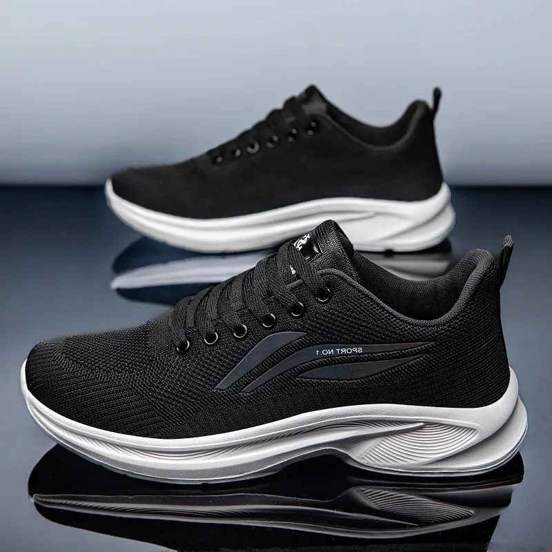Extra Large Anti-Slip Men's Sports Leisure Shoes Comfortable Wear-Resistant Footwear for Active Lifestyles