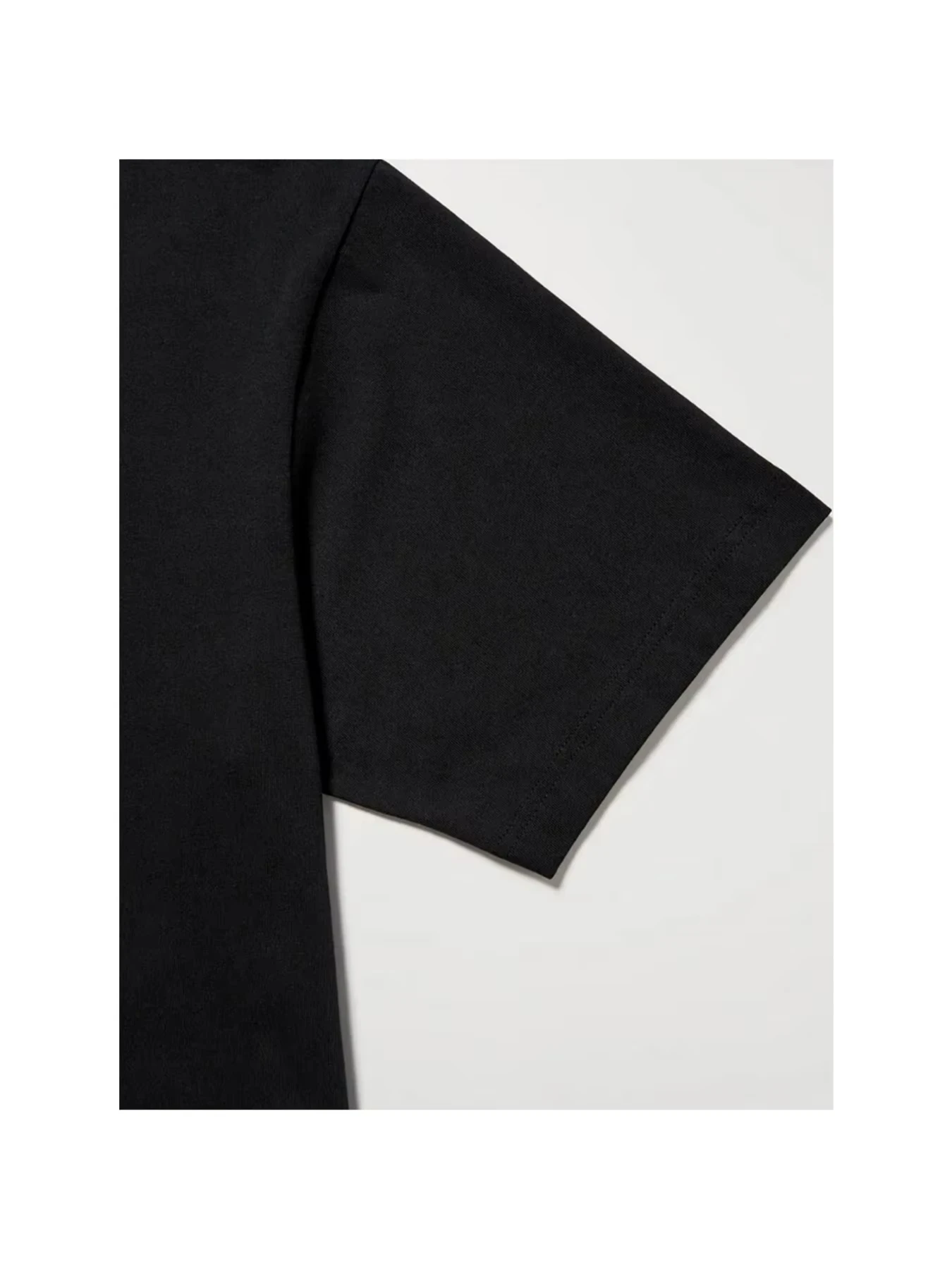 Męska i damska koszulka z nadrukiem graffiti na jesień i zimę jest wykonana z wysokiej jakości czystej bawełny i noszona jest na co dzień.