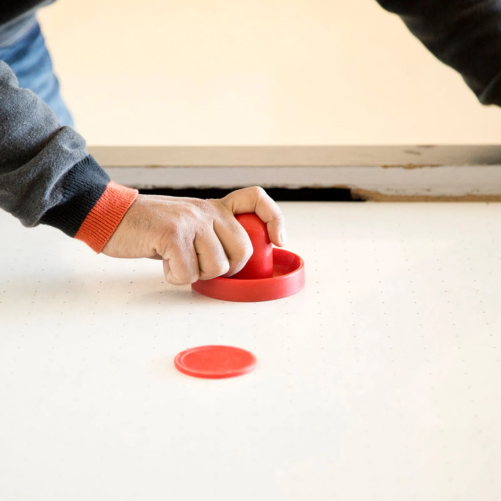 

Набор пластиковых клюшек для аэрохоккея, сверхпрочные, с толстым ворсистым покрытием для плавного скольжения, защита стола, запасные части для игровых систем