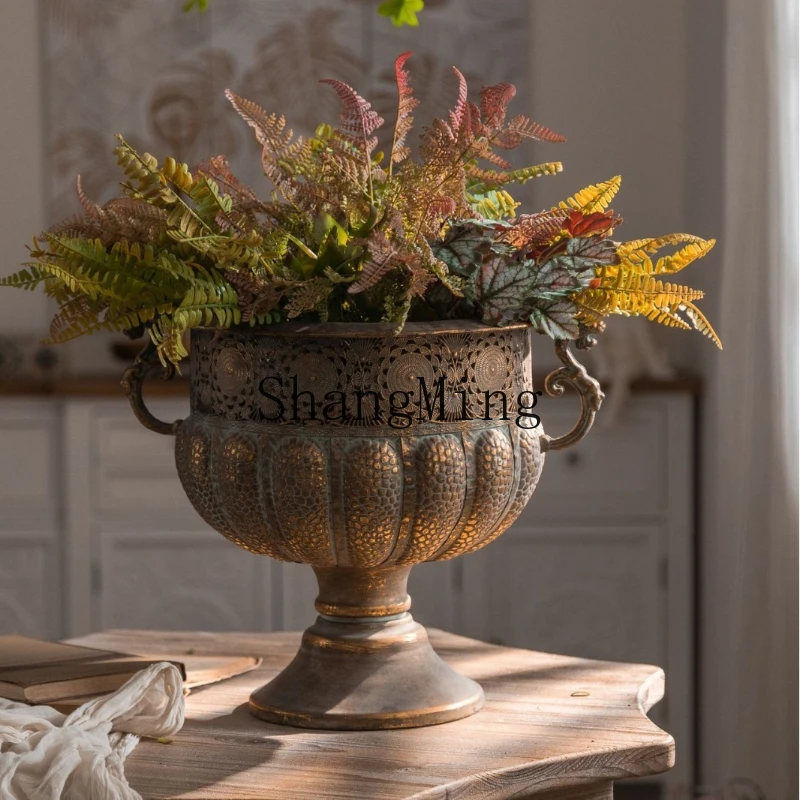 SM antique wrought iron dried flower vase studio photography old decorative ornament trophy shape handicraft