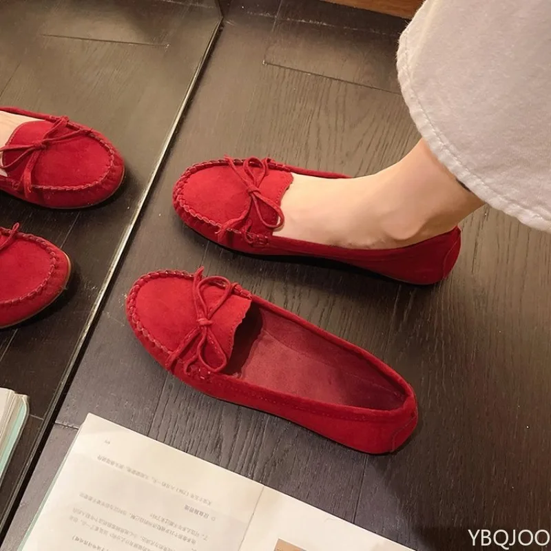 รองเท้าผู้หญิงแฟชั่นฤดูใบไม้ผลิและฤดูใบไม้ร่วง พื้นนุ่มกันลื่น สวมใส่สบาย ดีไซน์โบว์ผีเสื้อ หัวตื้น