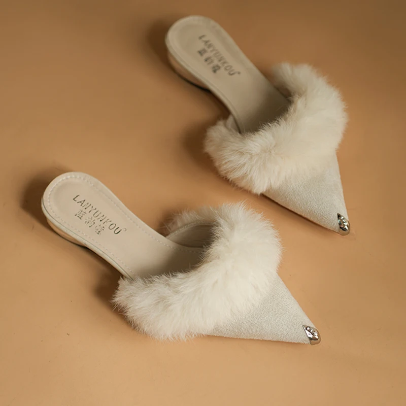 Pointed Toe Sexy Slippers Fur Chunky Shoes Suede Winter 2024 Fashion New Slingback Mules Short Boots Bedroom Female Zapatillas