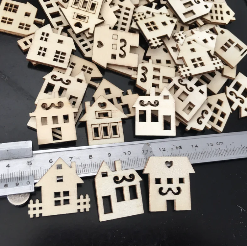 50PCS 30mm Wooden House Shaped Embellishments Hanging Ornaments Unfinished Wood Cutouts Ornaments for Christmas Crafts Decor