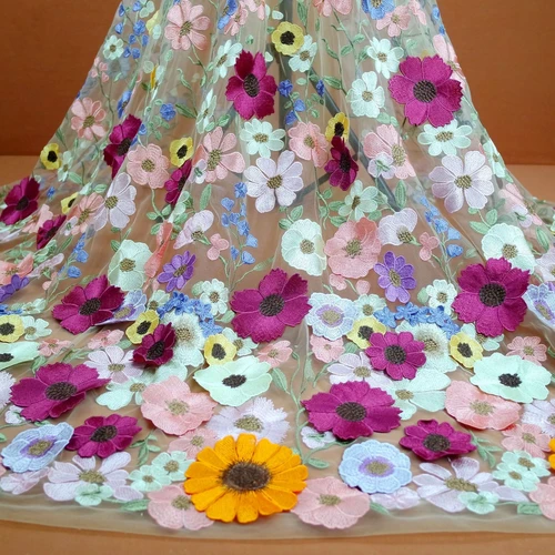 Imagen 2 del producto Tela colorida de encaje de flores 3D, vestido de novia DIY de lujo, último encaje bordado de malla suave flotante de girasol tridimensional