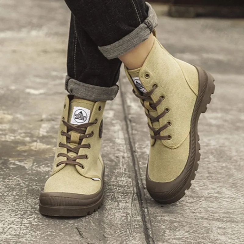 أحذية قماشية للرجال موضة أحذية عالية الجودة في الهواء الطلق مريحة لتسلق الجبال في الغابة منصة واسعة القاع أحذية المشي لمسافات طويلة في الهواء الطلق