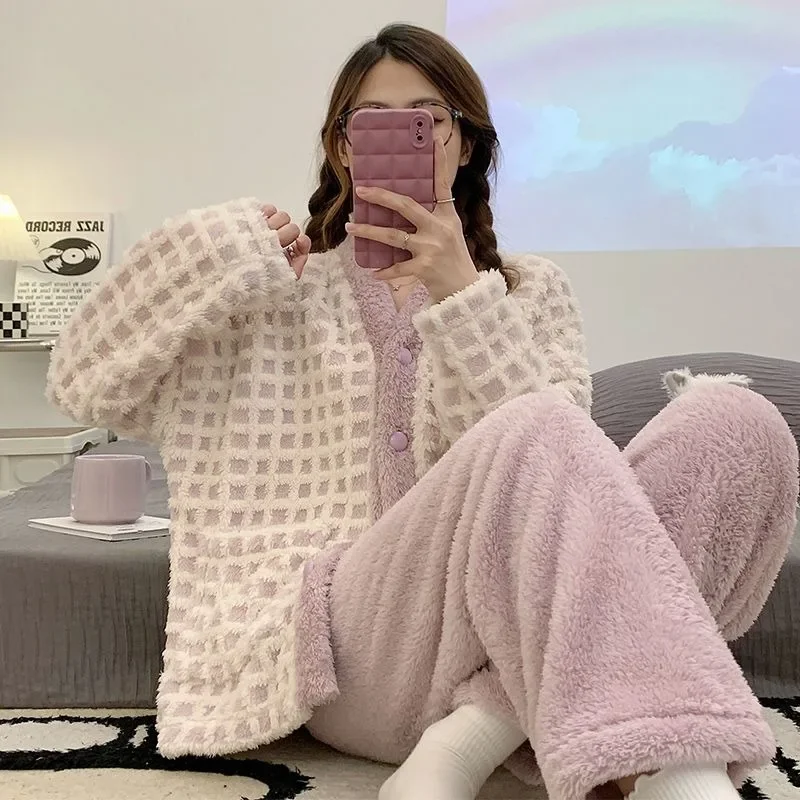 2024 New Autumn Winter Pajamas Cute Little Fragrance Style Loungewear Coral Velvet Thickened Plush Warm Homewear Two-piece Set