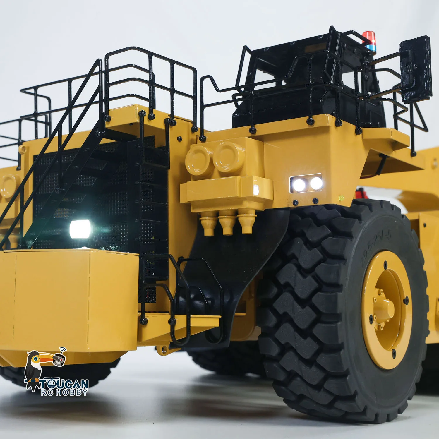 1.8Meters Long! Metal 1/20 C739D PRO RC Heavy Duty Hydraulic Mining Truck Trailer Gooseneck Car Radio Control Construction Toys