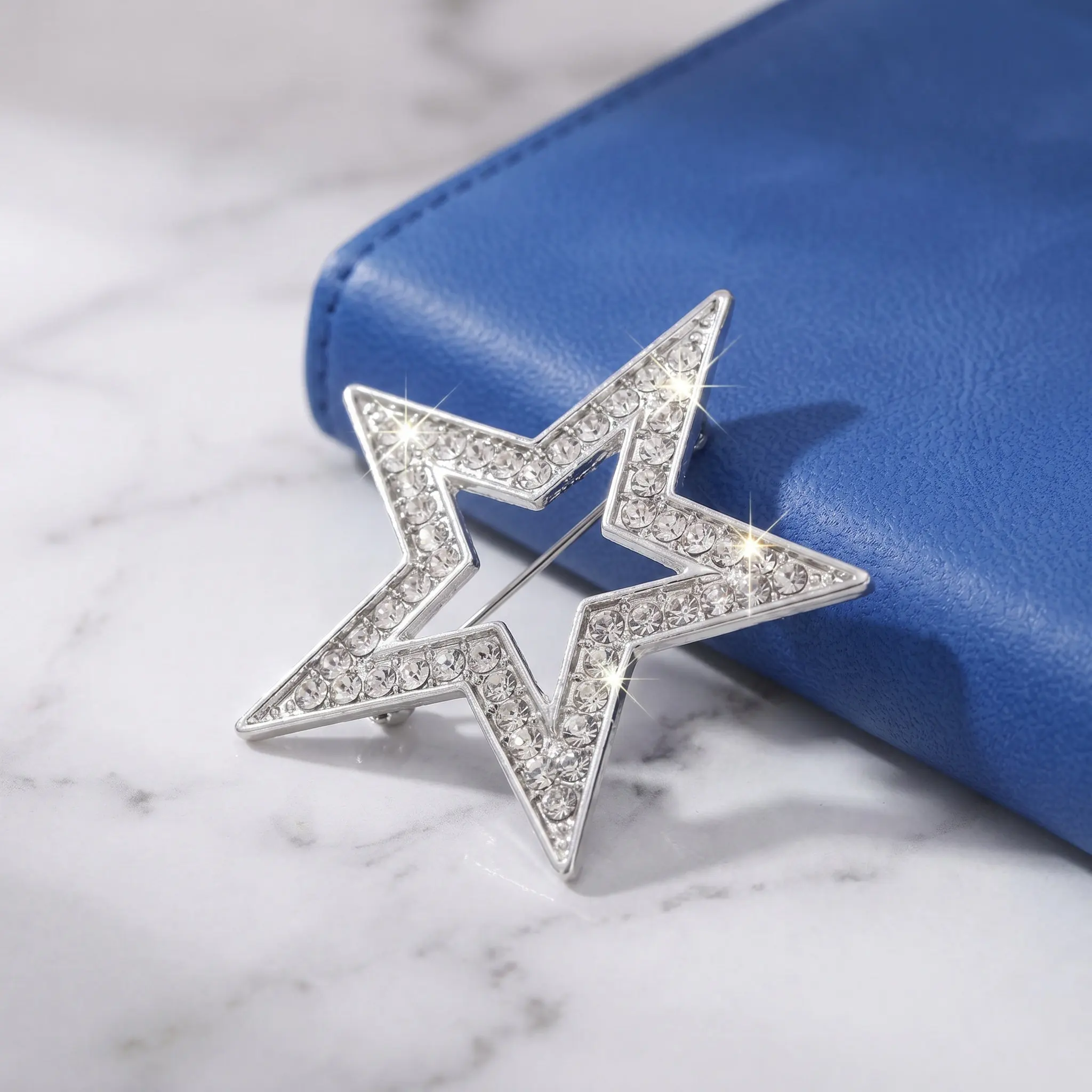 2Pcs Five-Pointed Star Badge Zinc Alloy Star Brooch Pin for Suit Accessories Men Women Dress Lapel Scarf Clip Coat Shawl Wedding