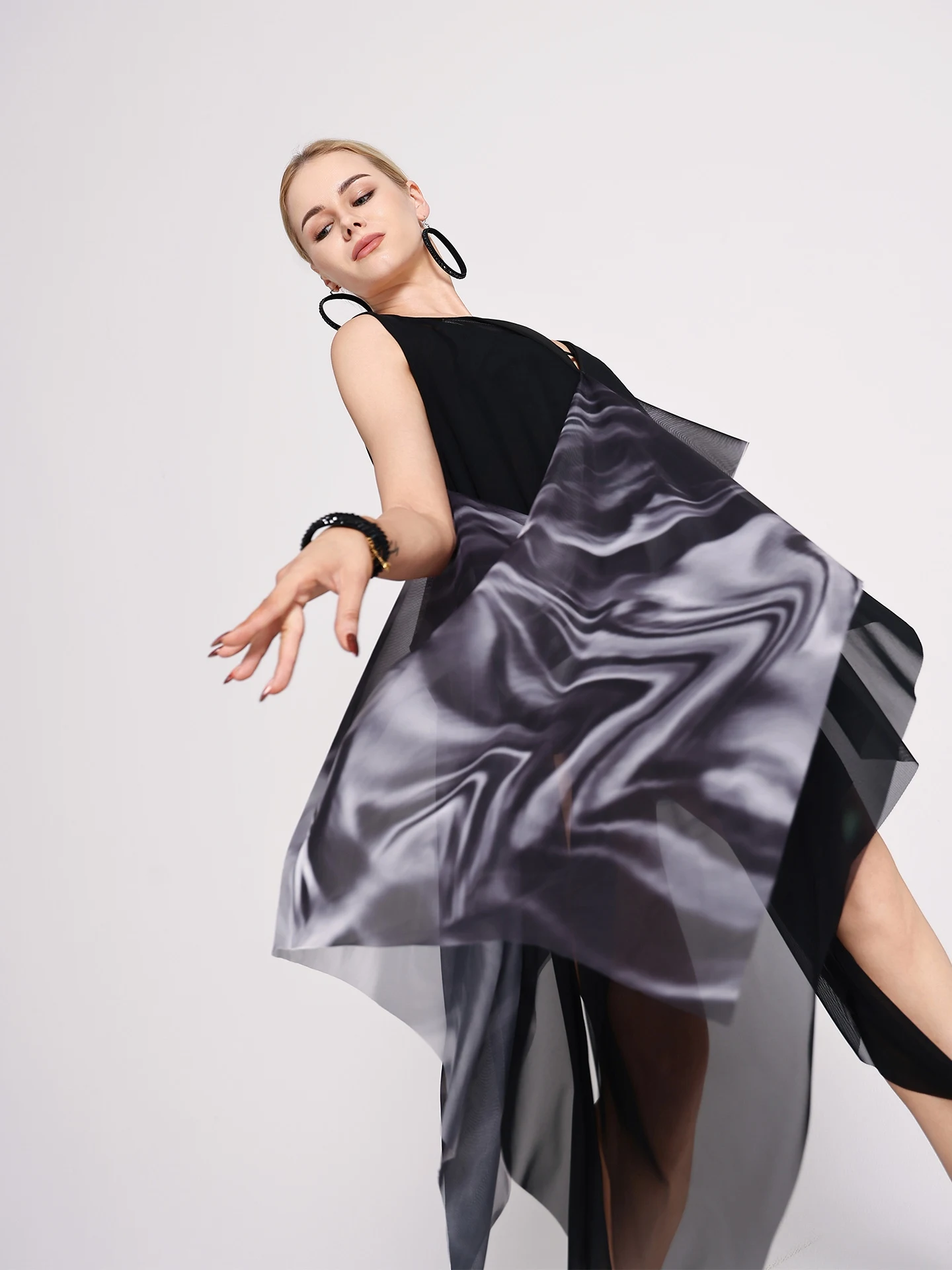 Robe de spectacle de danse latine pour femmes, vêtements d'entraînement amples et Sexy, Costumes de scène de danse latine pour adultes, nouvelle collection 2025 DQS20708