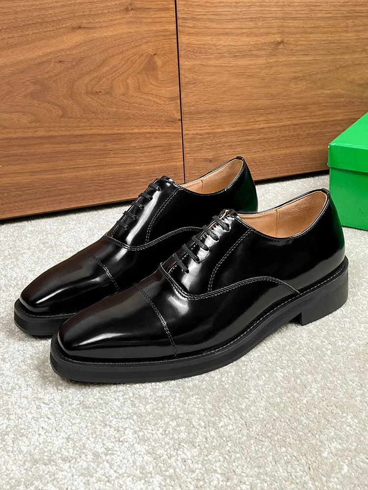 Trendy Men Shiny Black Square‑Toe Oxford Shoes Cow Leather Lace‑Up Thick Sole Modern Business‑Casual Street‑style Dress Footwear
