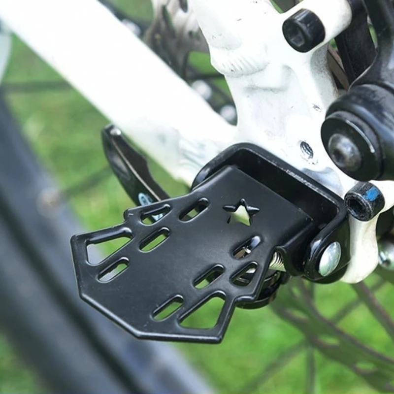 

1Pair Bicycle Pedal Rear Seat Pedal Heavy Duty Mountain Bike Universal Foldable Rear Wheel Stand Non-Slip Folding Footboard