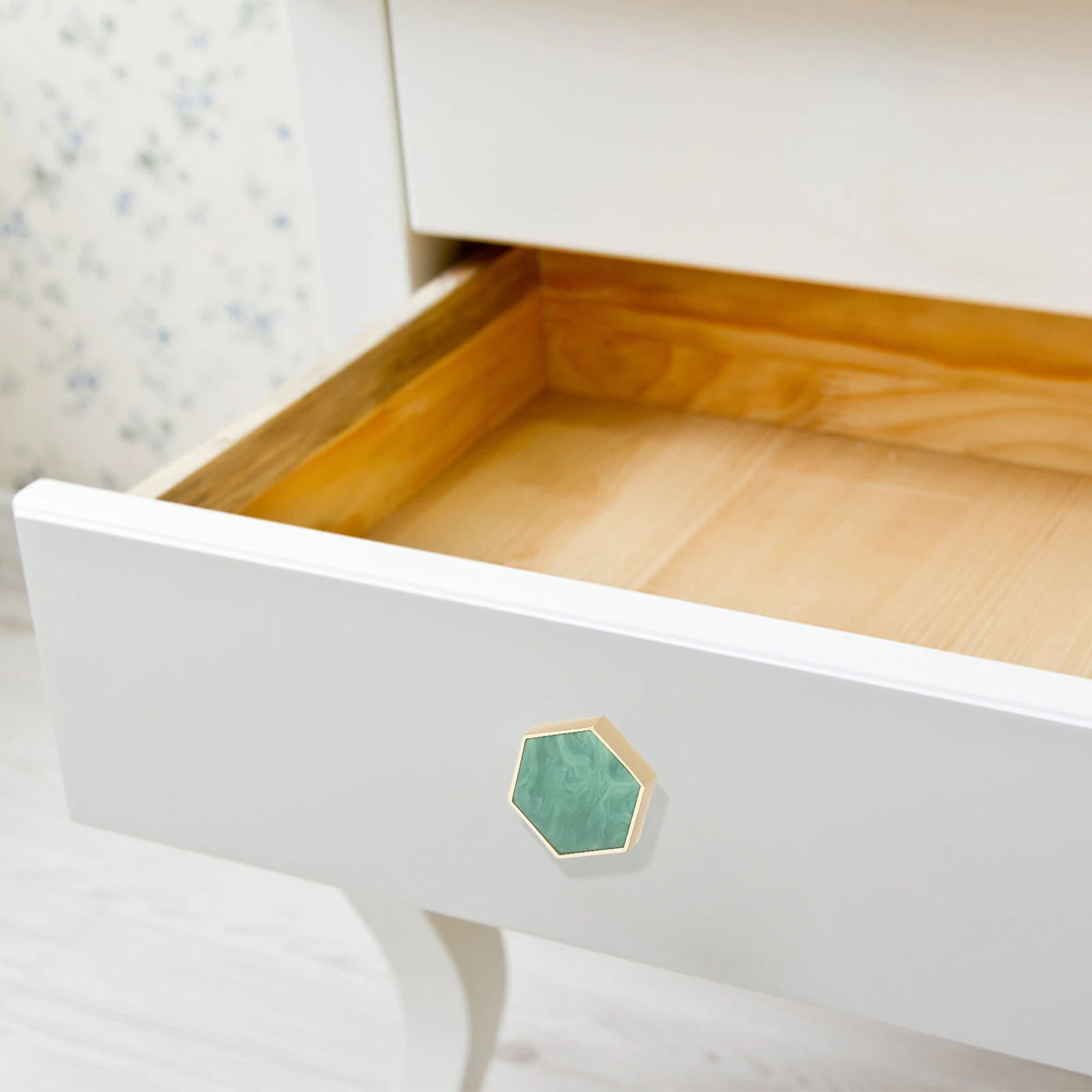 

4pcs Brass Door Handles Cabinet Wardrobe Closet Pulls Zinc Alloy Single Hole Hexagon Drawer Knobs Metal Furniture for Cupboards