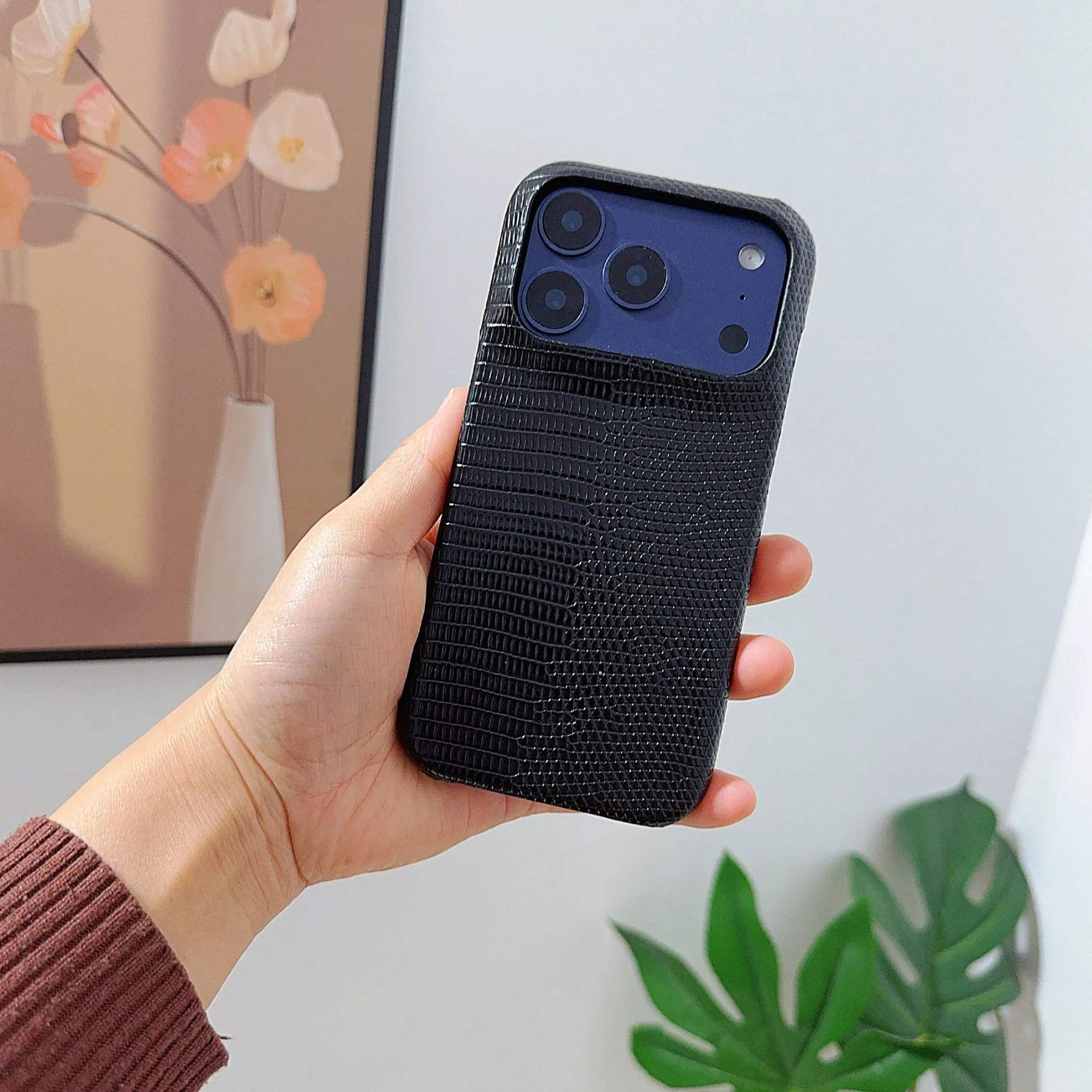 

Luxury Retro Lizard pattern PU leather Case for iPhone 17 16 15 Phone Cover 17 16 15 14 13 Pro MAX Hard Shockproof Back Funda