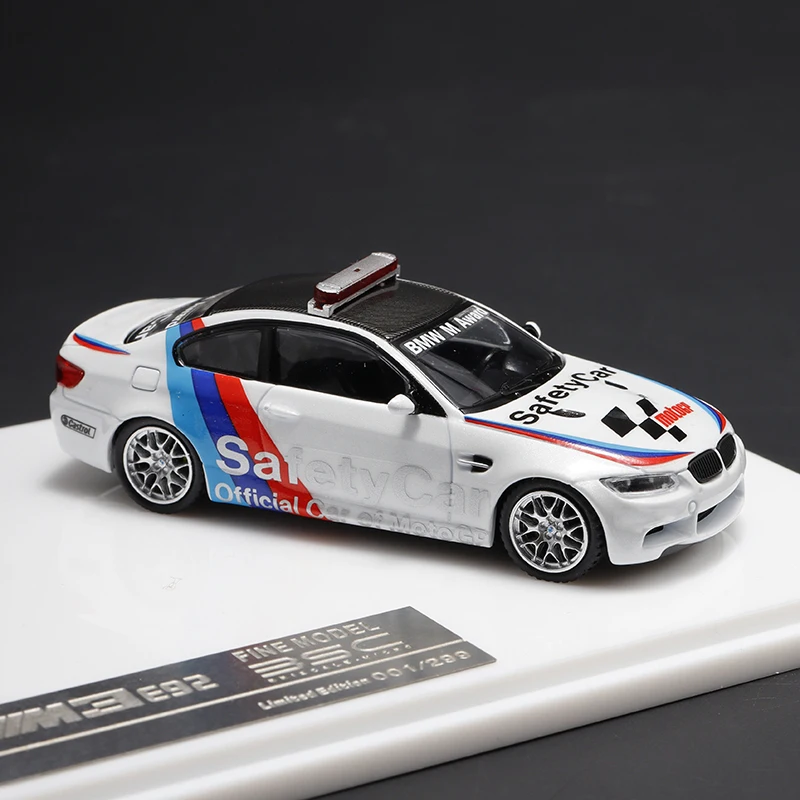 BSC 1:64 M3 E92 سيارة الأمن NFS مجموعة سيارات الشرطة محاكاة سبيكة نموذج سيارة الحلي جمع