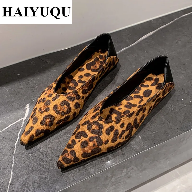 

Pointed Toe Sexy Women Sandals Leopard Suede Brand Flats Shoes Summer 2025 Trend Luxury Slippers Woman Casual Elegant Sandalias