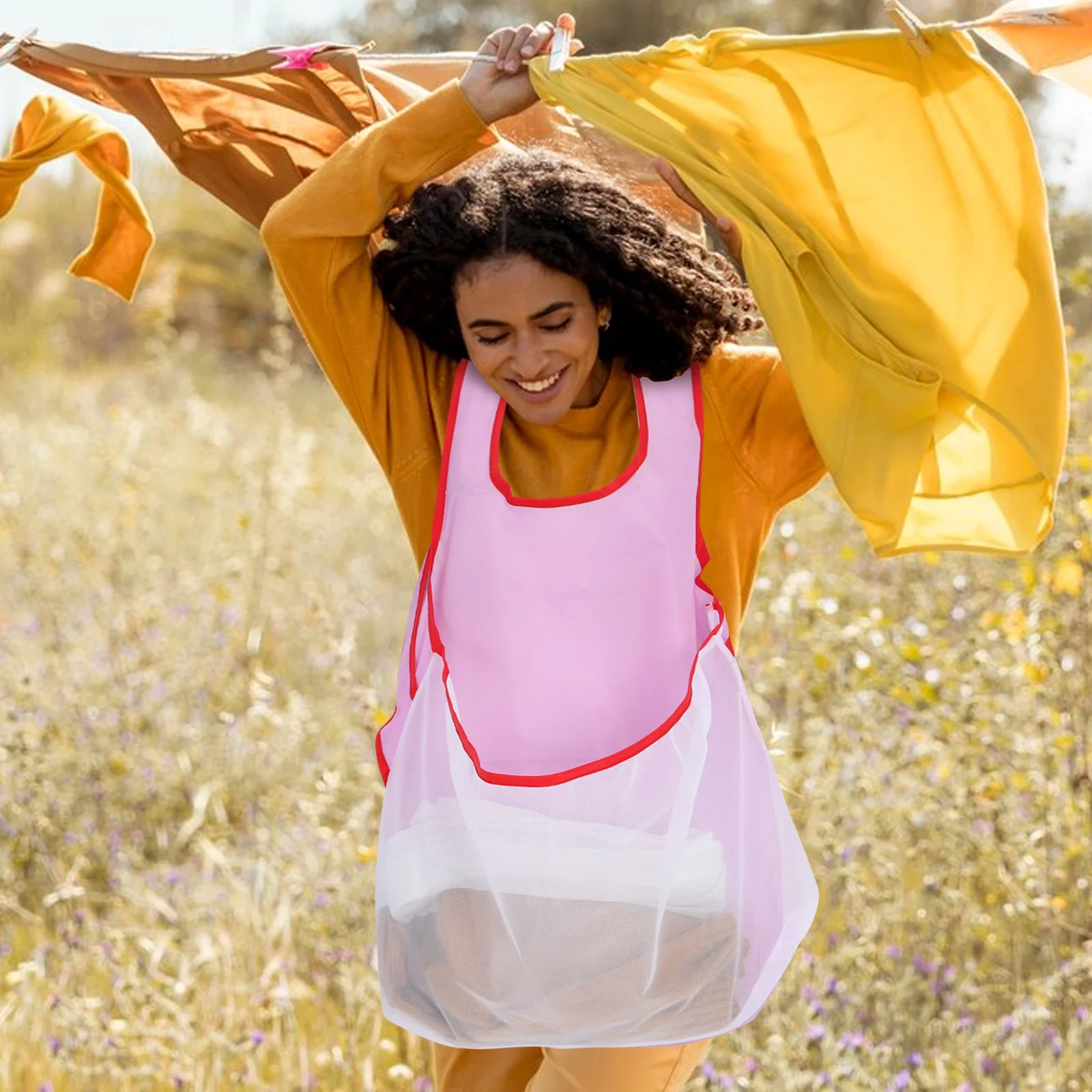 

1Pcs Waterproof Clothes Drying Apron With Large Pocket For Wet Clothes Hanging Portable Apron With Mesh Storage