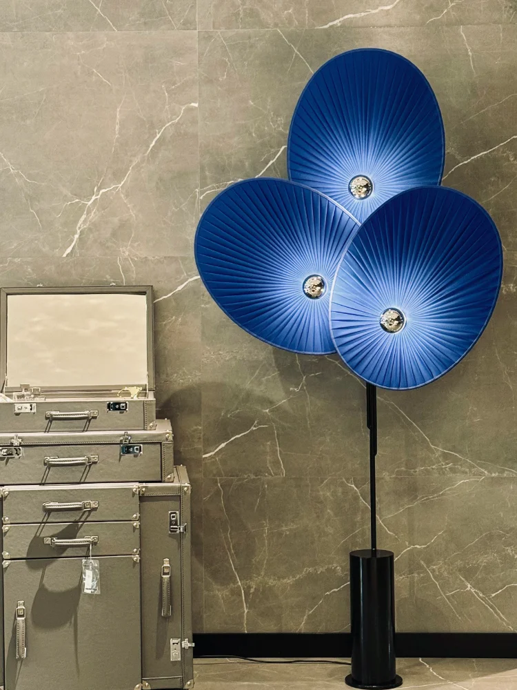 Postmodern Design Floor Lamp Nordic Living Room Sofa Standing Light Retro Creative Home Bedroom Decorative Light LED Lighting