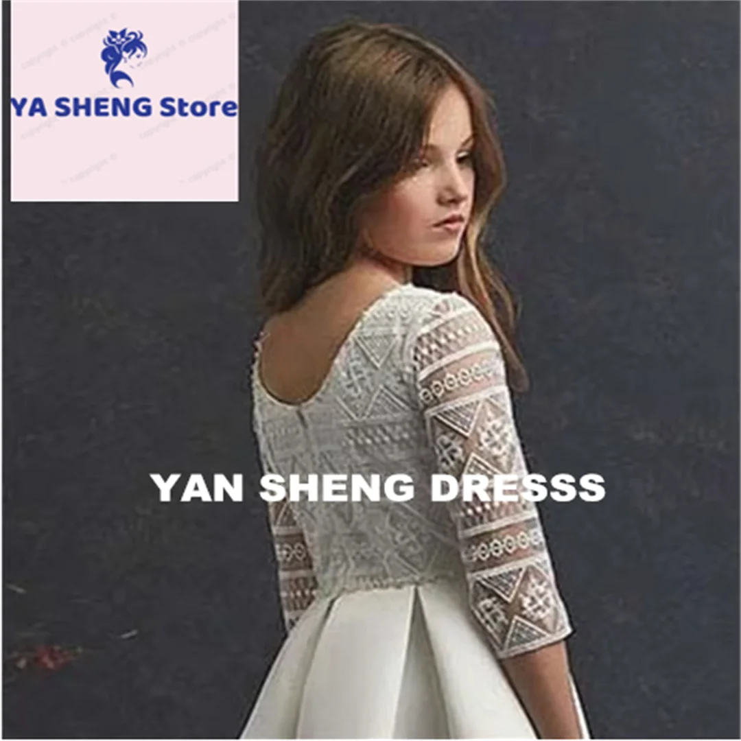 فستان فتاة الزهور مخصص من الساتان الأبيض المطرز بالدانتيل على شكل حرف a لحفلات الزفاف الأنيقة على شكل زهرة القمامة للأطفال أول حفلة عيد ميلاد القربان المقدس