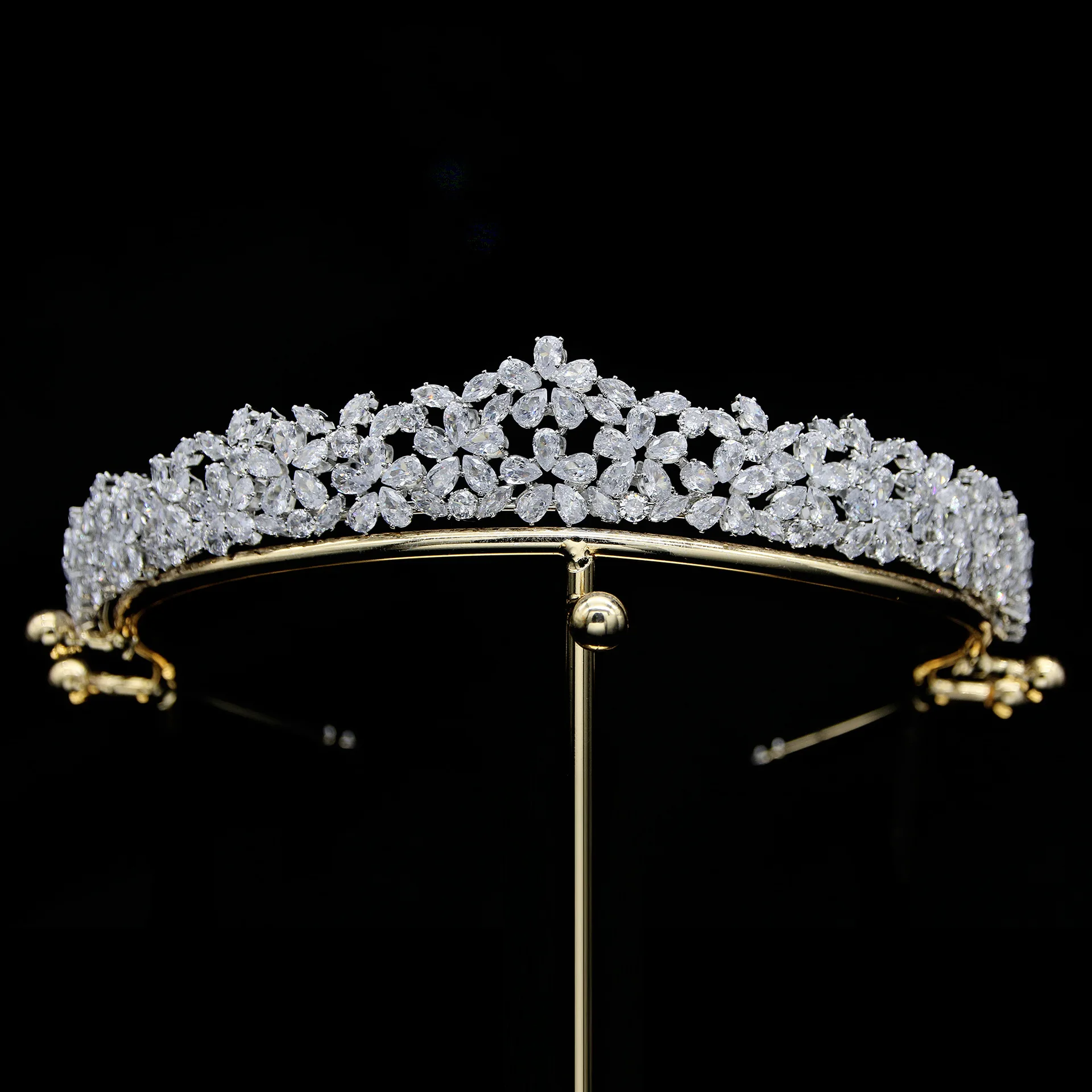 

Luxury Bridal Tiara Crown For Women Wedding Hair Accessories Headdress Zirconia Queen Princess Crowns For Quinceanera 15 Years