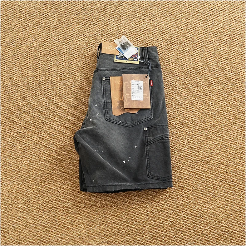 

American retro denim shorts for men, spray painted, distressed, washed, heavy-duty, loose, straight leg five quarter pants