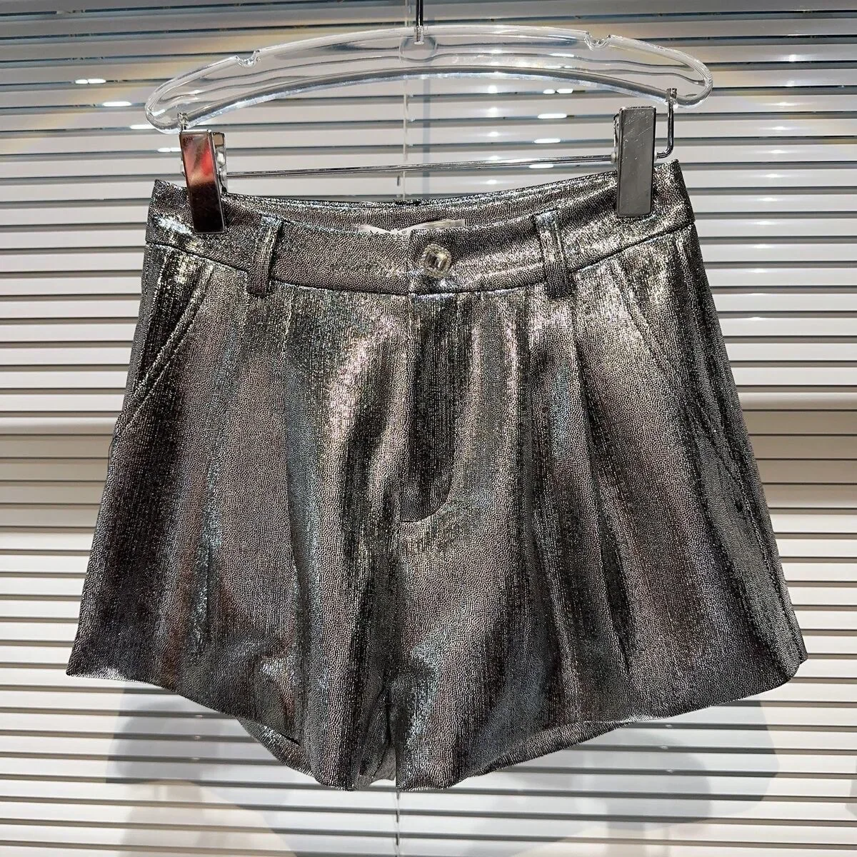 Girls 2024 Spring Autumn New Liquid Metal Shiny Solid Shorts Elastic Waist Fashionable Straight Shorts