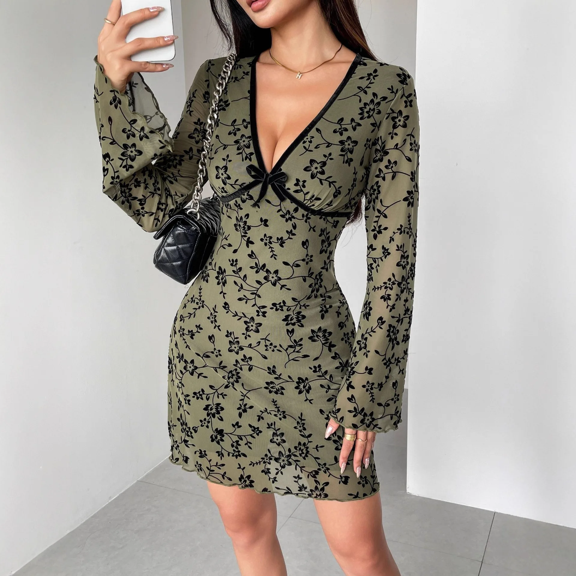

2025 Women Dress Elegant Autumn and Winter New Style Trumpet Sleeve Double Layer Mesh Flocking Large V-Neck Dress for Women