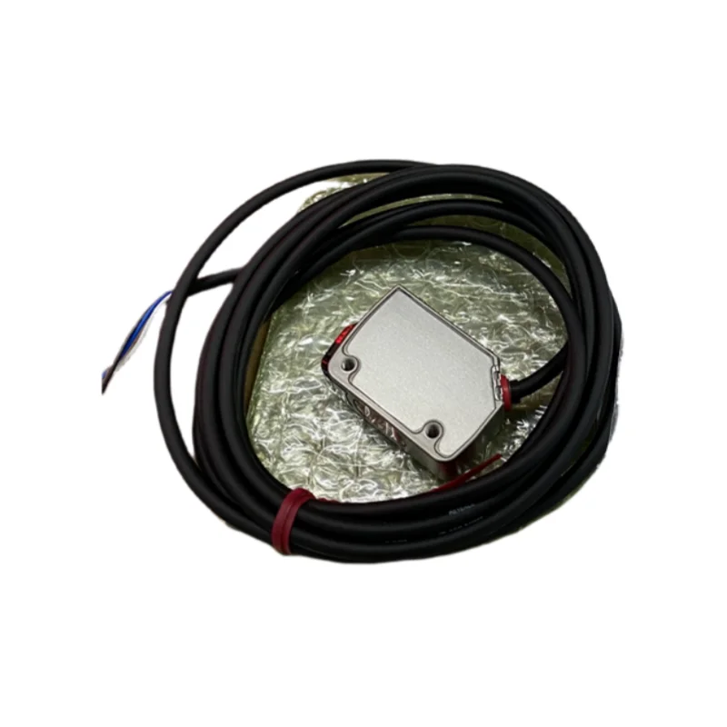 KEYENCE LR-ZB100N LR-ZB250CP LR-ZH500CN LR-ZB100P Laser Sensor Square Reflective Used for Transparent Object Detection in Stock