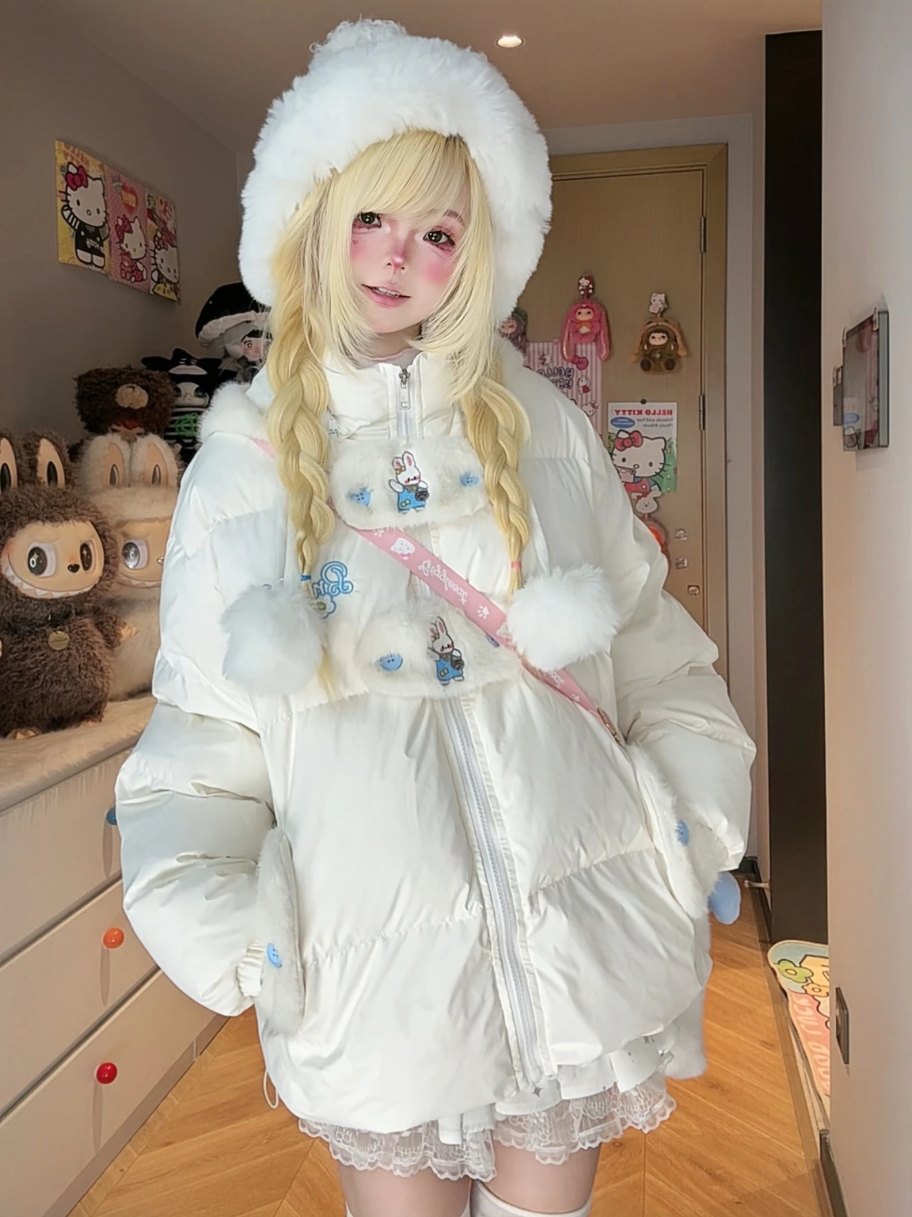 سترة شتوية أصلية Y2K للطالبات سترة شتوية دافئة سميكة مطرزة برسوم كارتونية للأسفل سترة بقلنسوة على شكل آذان أرنب قطيفة للفتيات #2