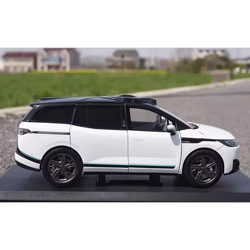 for Apollo RT6 1:18 Diecast Alloy SUV Model Autonomous Driving Simulation Static Display Collectible Gift Toy