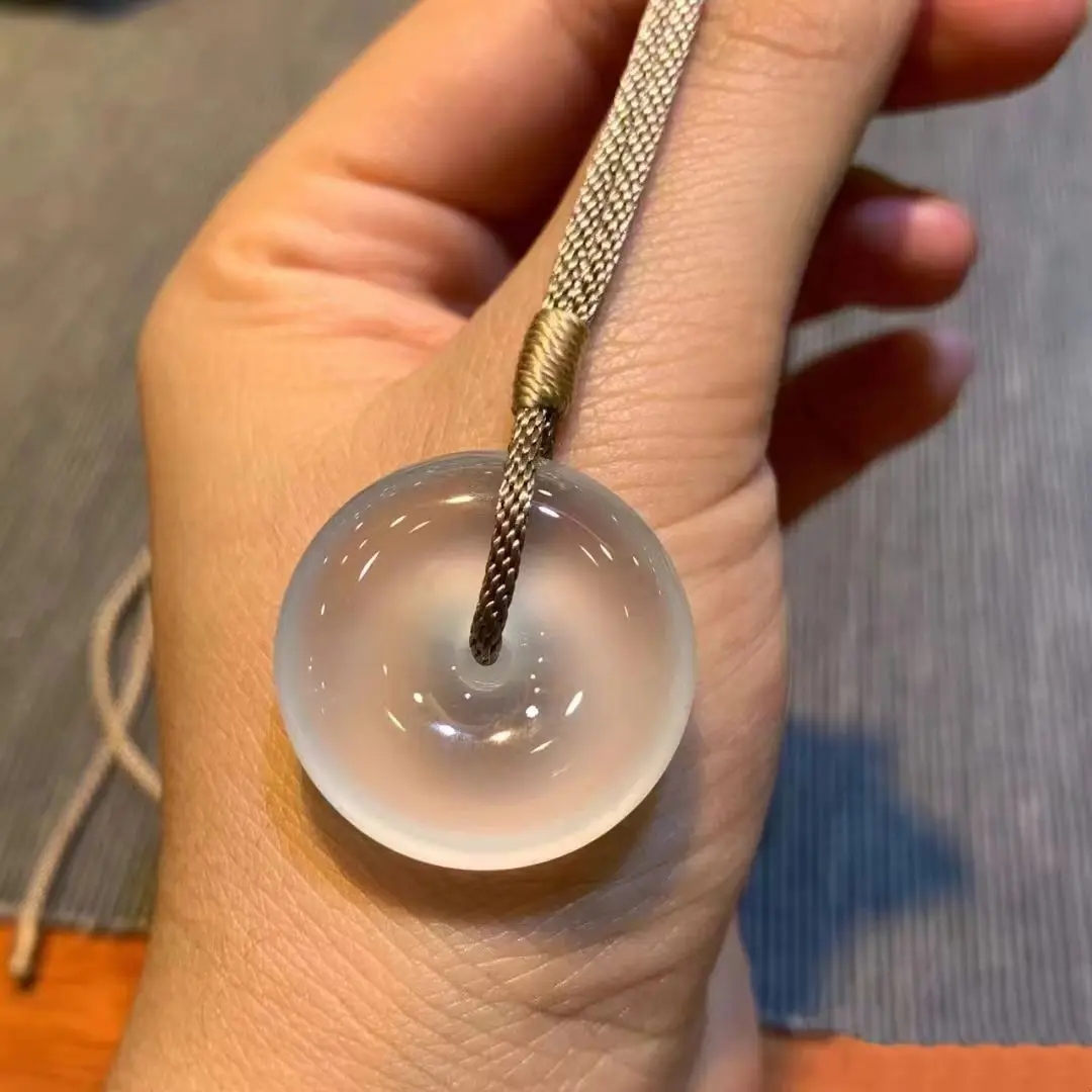 

Pure natural champagne horse material safety buckle agate genuine chalcedony high ice