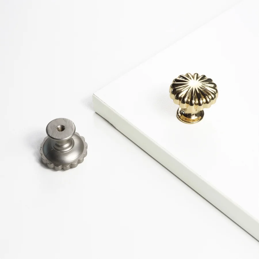 Modern Simple Drawer Handle Antique Cupboard Door Pull Knob Round Aluminum Dresser Knob Single Hole Furniture handles