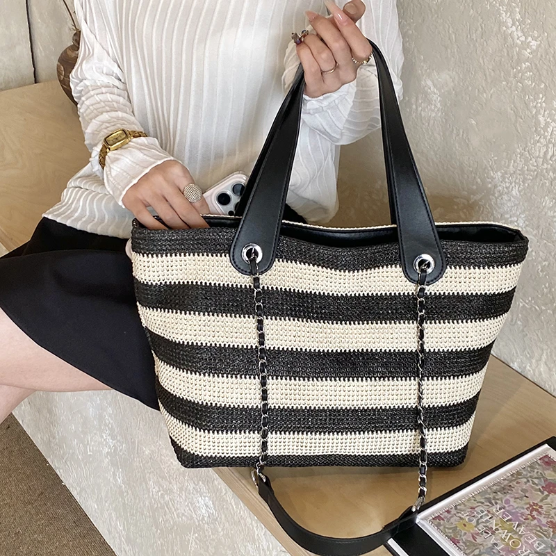 

Дизайнерская сумка-тоут, модная соломенная сумка, брендовая сумка через плечо с цепочками, большая женская сумка для покупок, летняя пляжная сумка в богемном стиле 2026