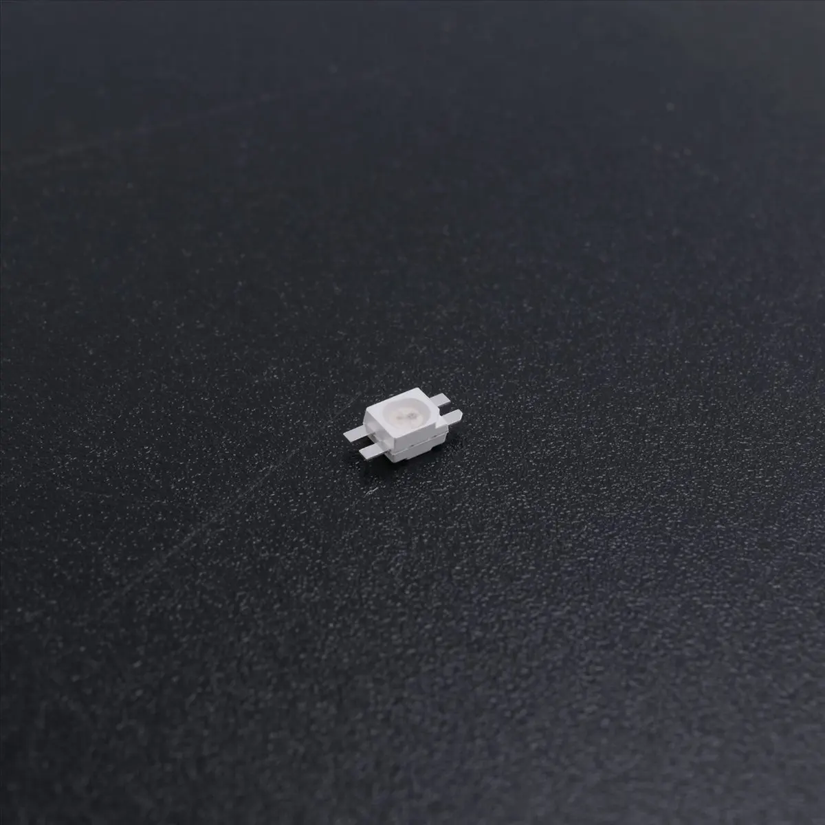 HOT50PCS SK6812 MINI-E RGB (Similar with WS2812B) SK6812 3228 Pixel LED Chip Individually Addressable Full Color DC5V