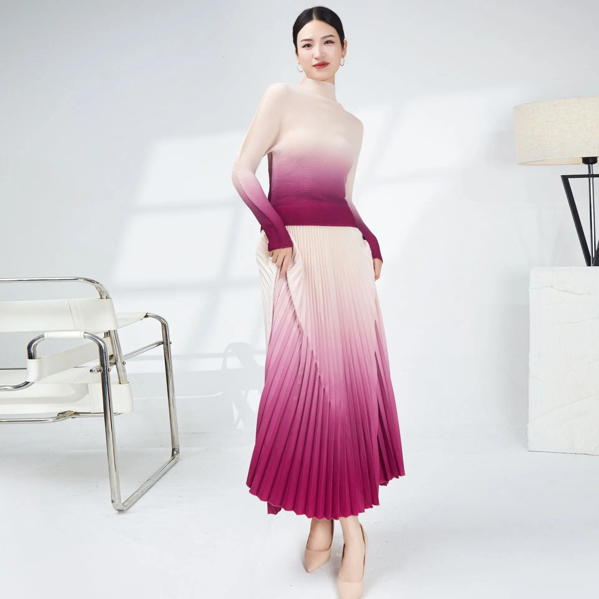 Gradient Miyake High-End Two-Piece Set: Long-Sleeved T-Shirt Top and Pleated Skirt for Women