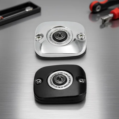 Front Brake Master Cylinder Cover Motorcycle For Harley Touring Road King Street Glide FLHR FLHT Dyna Fat Bob FXDF Softail FLSTF