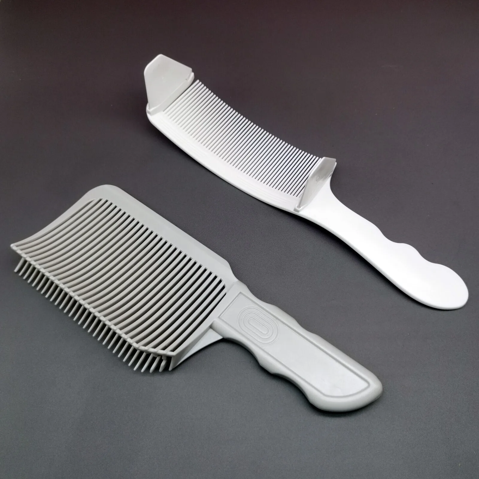 1/3-teiliges Friseur-Haarkamm-Set: Flachkamm zum Haarschneiden, Fade-Kamm, Fade-Bürste für Herren, Salon-Haarwerkzeug-Zubehör – Detail 3