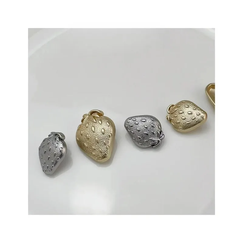 2 stuks leuke en prachtige aardbei legering knop voor doe-het-zelf kleding jurken donsjassen cheongsam broek jeans hoed tassen