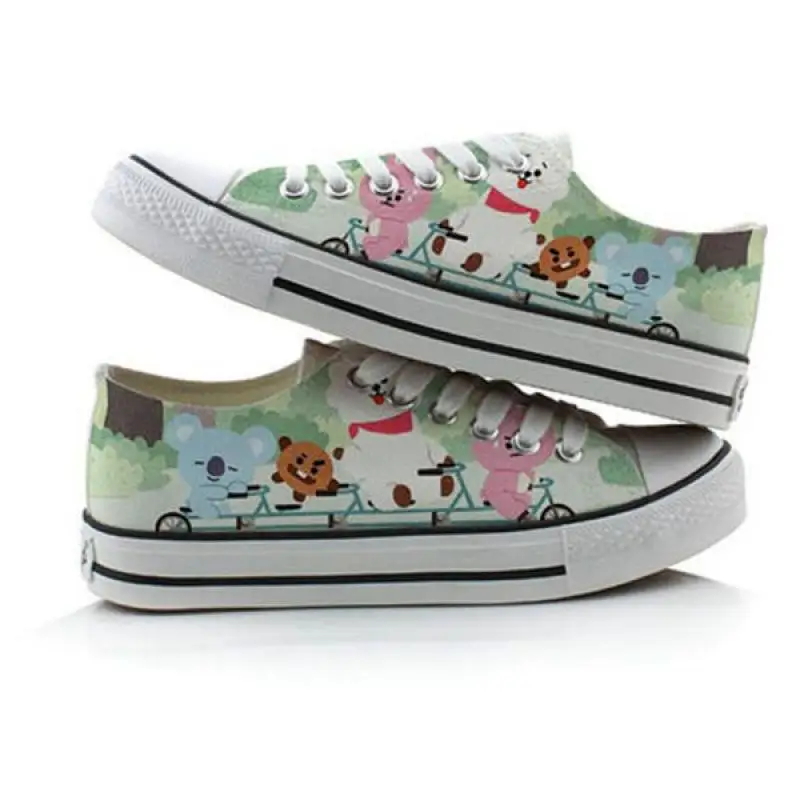 Nuove scarpe di tela basse Bt21 Kawaii Cartoon scarpe basse Casual dipinte a mano studenti scarpe da ginnastica alla moda e comode regalo