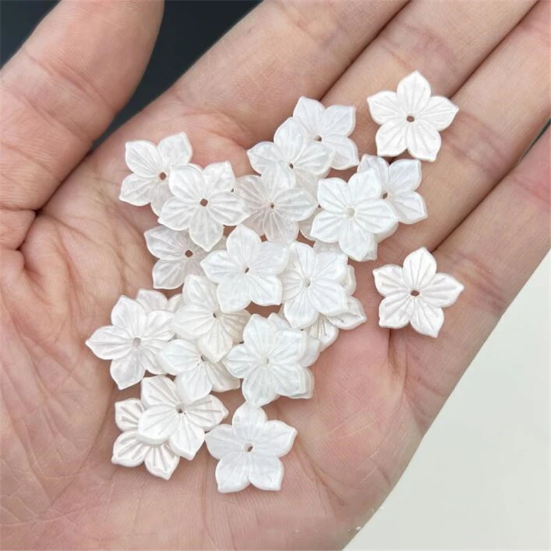 20Pcs New Acetic Acid 15MM Craved Flower Beads Acrylic Charm Connector Diy Earrings Hair Jewelry Making Accessories Ornament