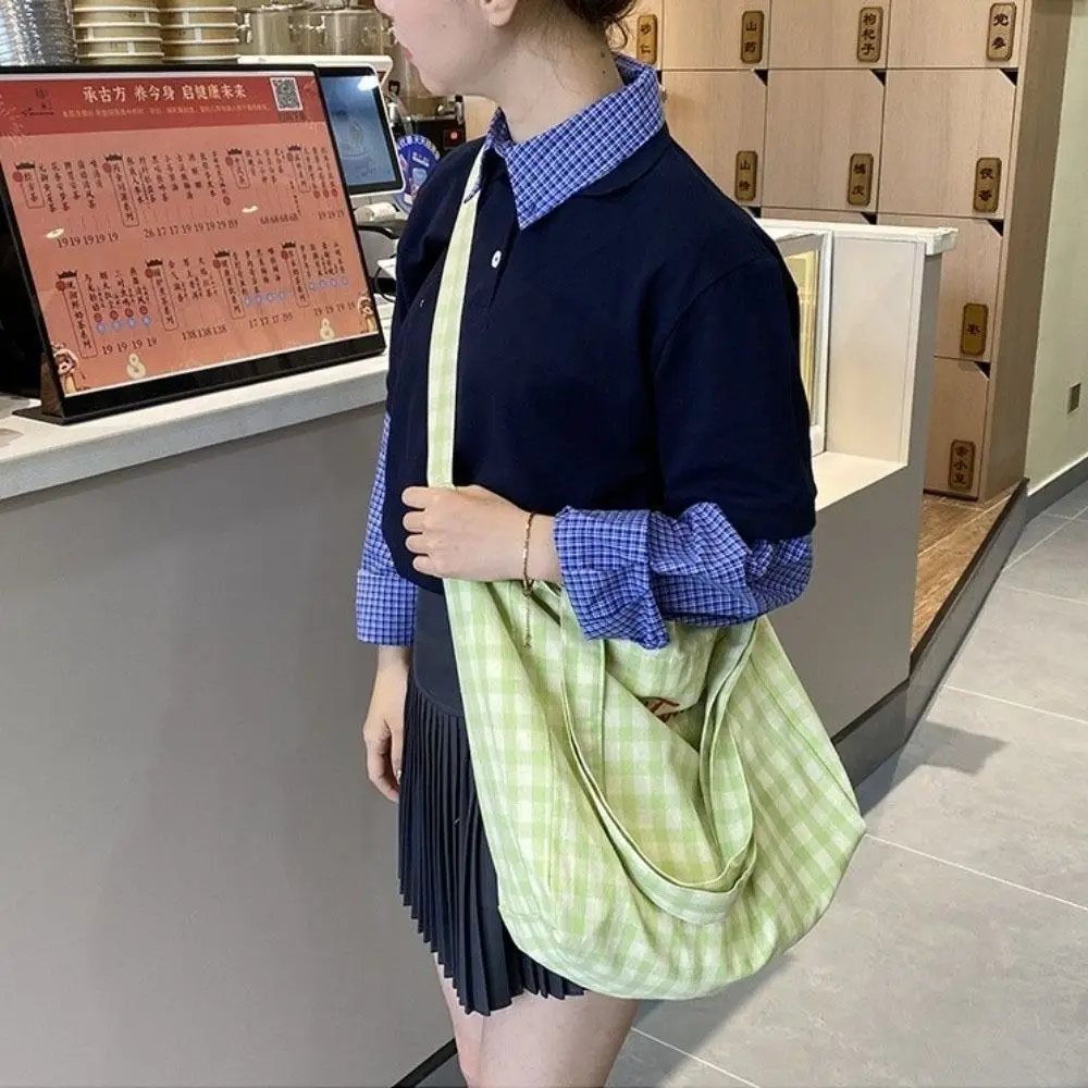 

Повседневная клетчатая сумка на плечо с буквенным принтом ярких цветов, парусиновая большая сумка в корейском стиле, сумка-кошелек, большая вместительная сумка через плечо на каждый день