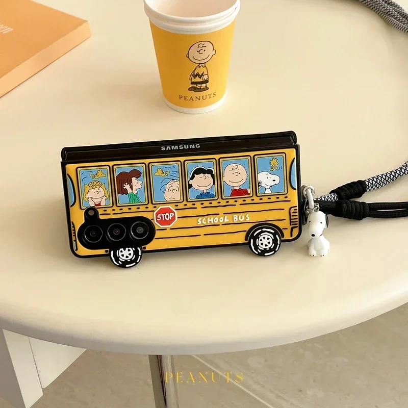 3D Cute Cartoon Peanuts Snoopy Charlie Brown Phone Case For Samsung Galaxy Z Flold 6 5 5G 4 3 Soft Silicone Cover With Lanyard