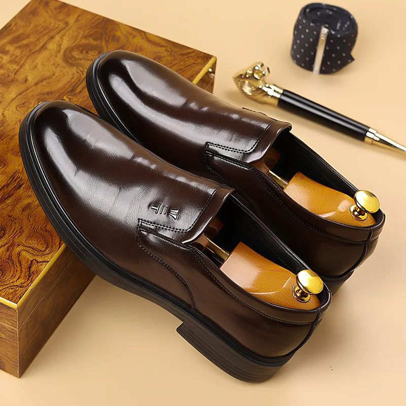 

Новые повседневные кожаные оксфорды 2026 года: модные мужские туфли для офиса и улицы, удобные лоферы, нескользящие туфли для вождения, деловые туфли