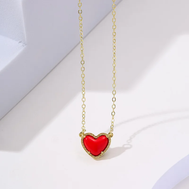 Hot-selling Red Heart-shaped Collarbone Chain Necklace for Women Versatile Stylish Fashion Exudes Sense of Elegance Jewelry 2026